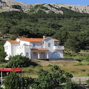 Ara-marina Apartment