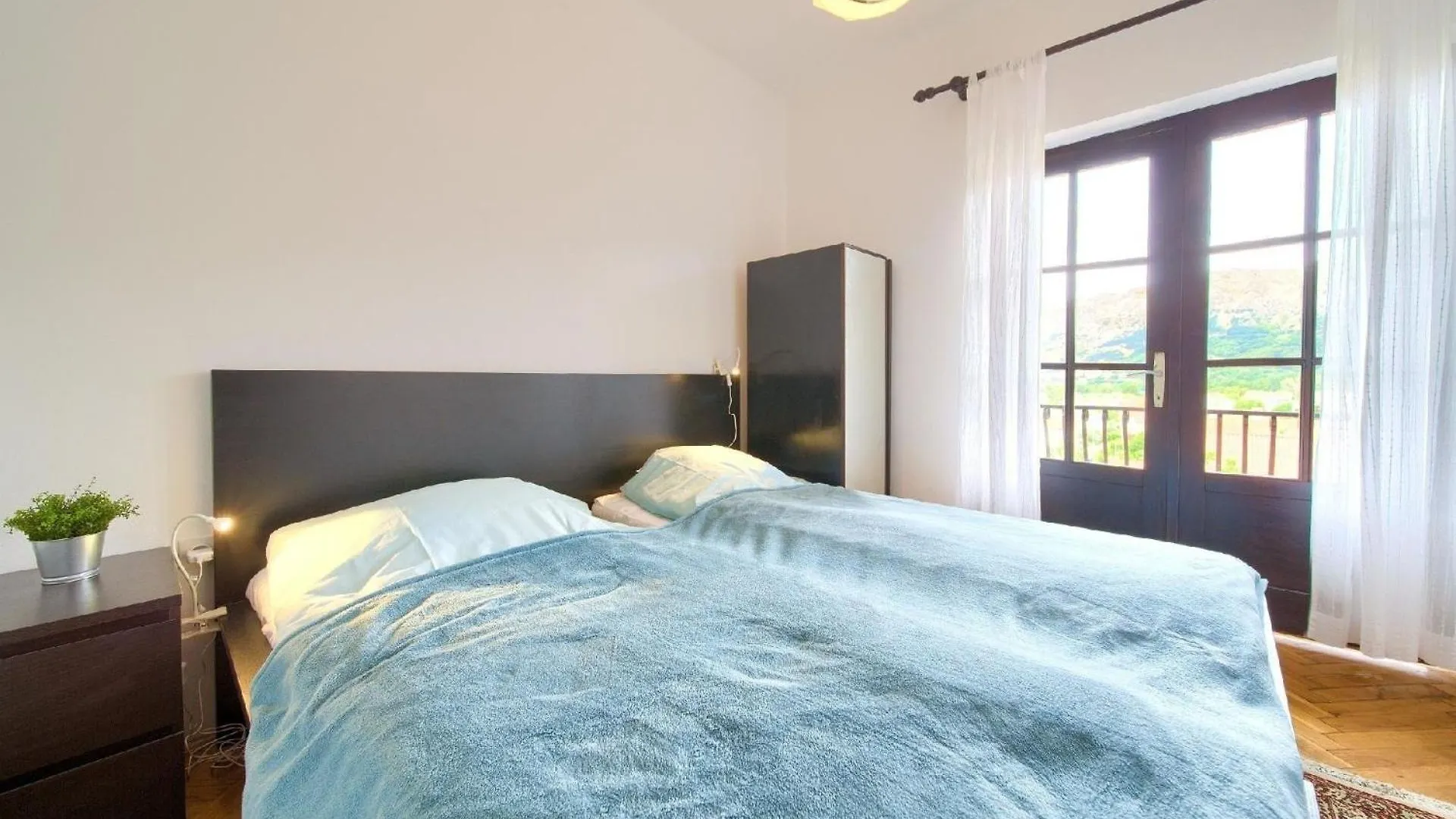 Appartement In Baska Apartment